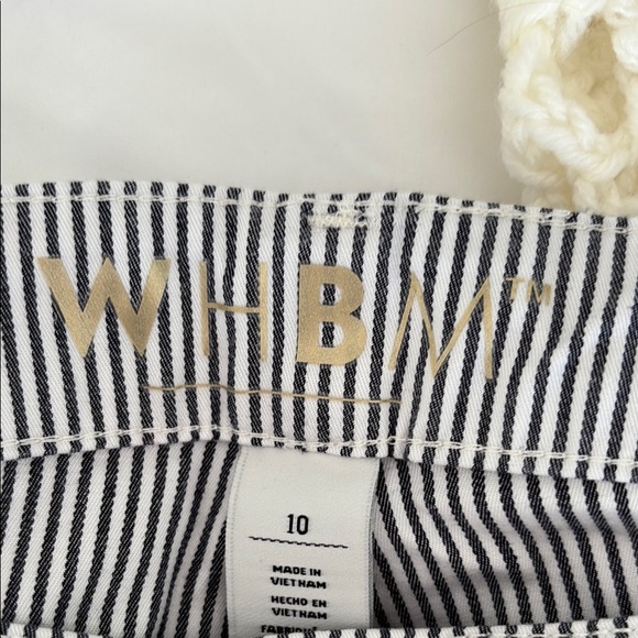 White House Black Market Black Ankle Cropped Jeans - Picture 3 of 3